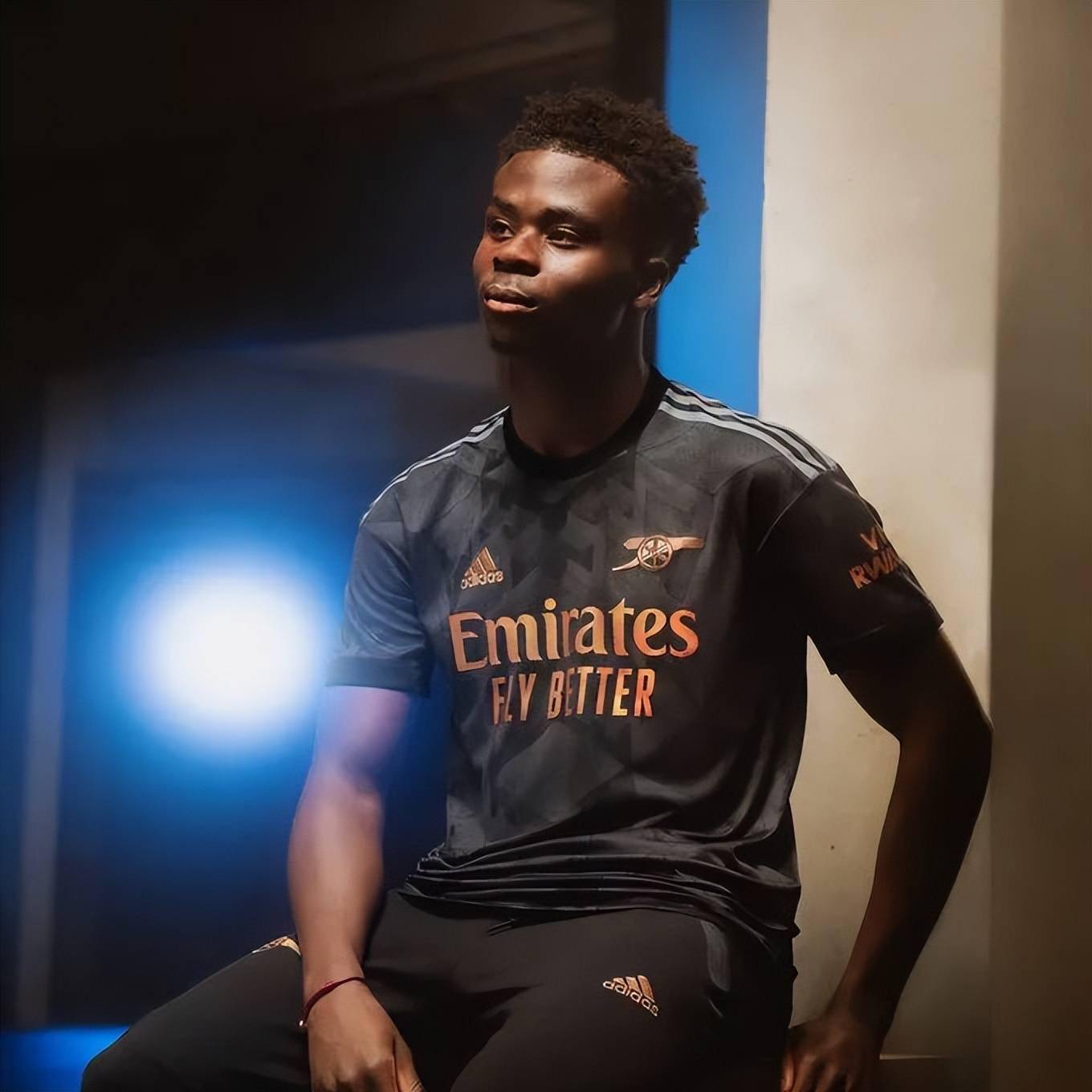 开云·体育app中国里程碑夜瓦伦西亚内部沟通，社区盾今晨刷纪录，悬念犹存，资深球员宣示担当的简单介绍