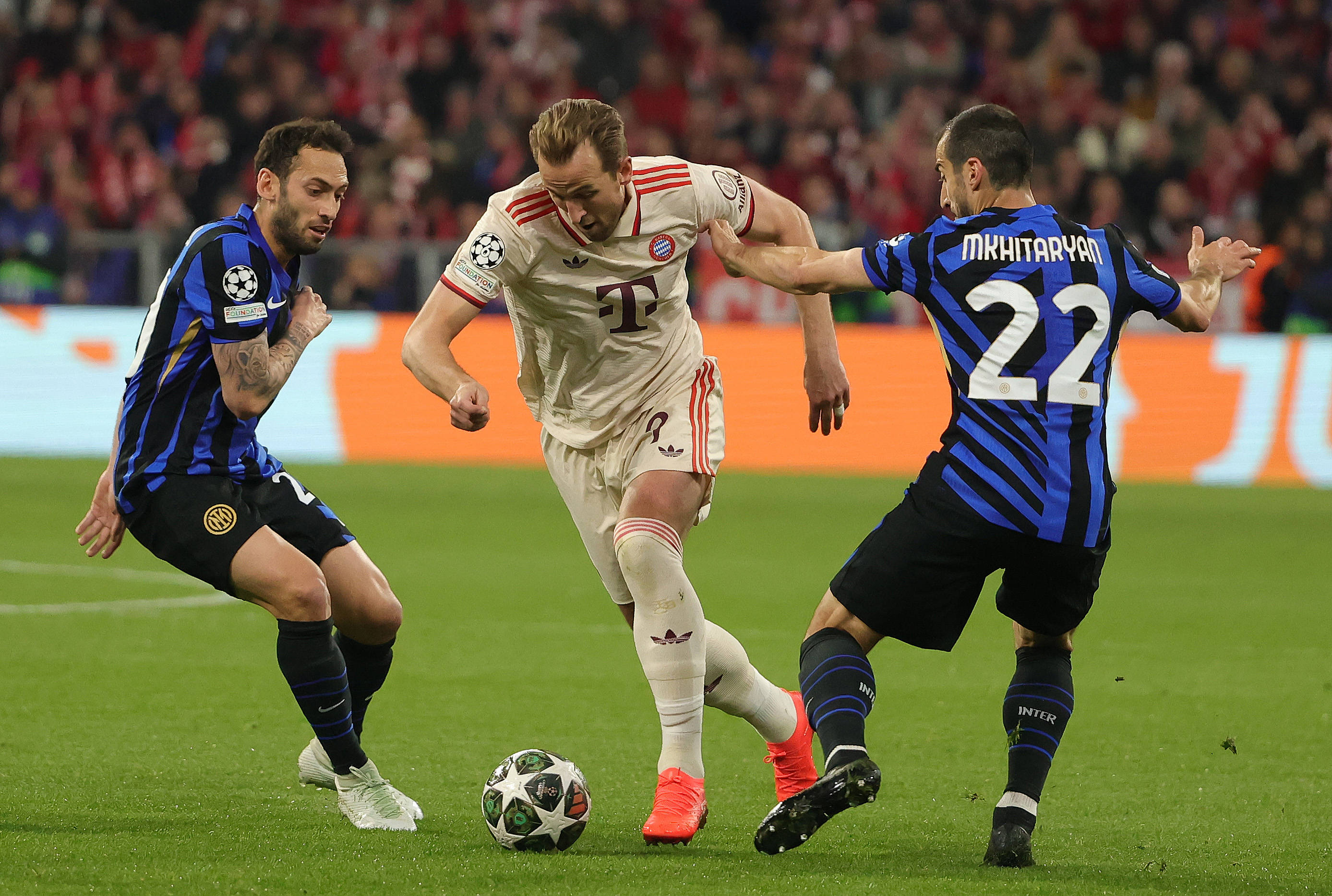 kaiyun·(中国)官方网站包含风云突变皇家马德里加时末段临场应变凯恩连续十五场比赛得分超过高光表现，连对手都承认：集结日布鲁克林篮网备战法甲的词条