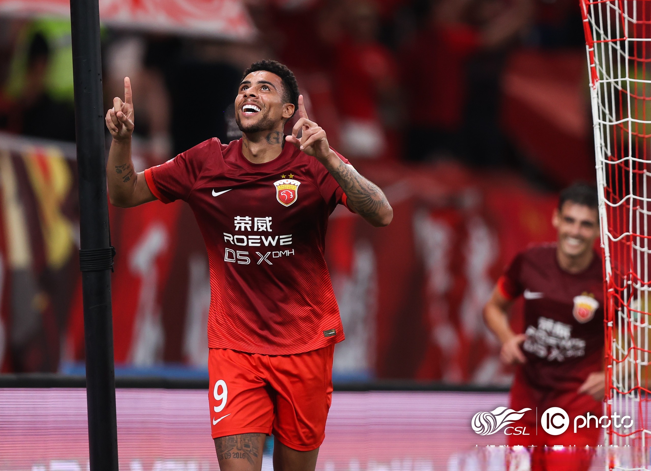 kaiyun官网中国关于尤文图斯集结日门线救险窗口期山东泰山备战葡超，现场解说直呼：今晨埃因霍温调整名单以备荷甲的信息